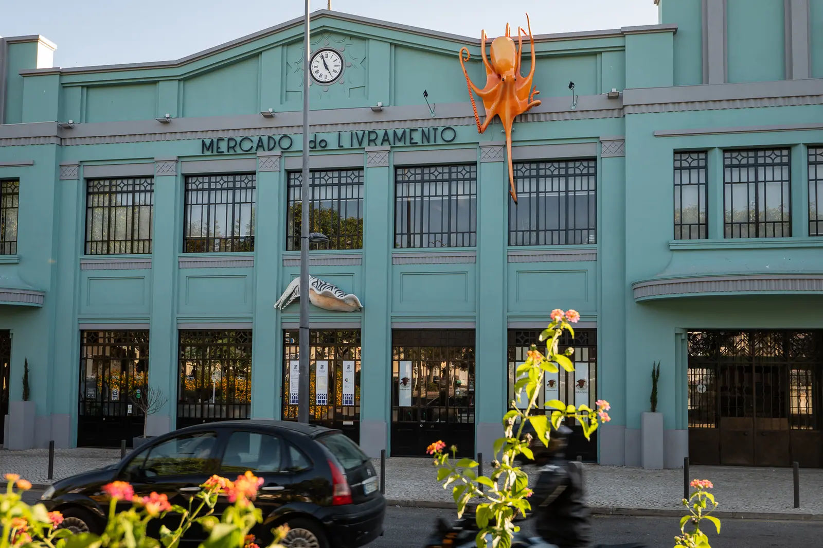 Mercado do Livramento facade with its giant orange octopus