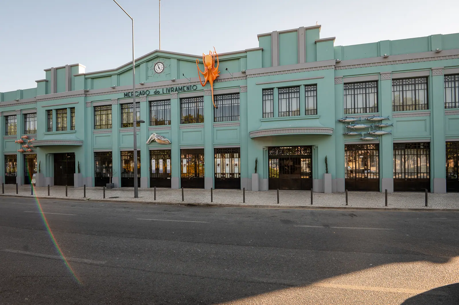 Turquoise facade of Mercado do Livramento with octopus and fish sculptures